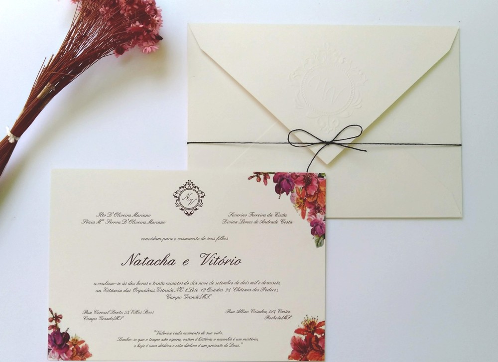 Convite Envelope com Floral e Relevo