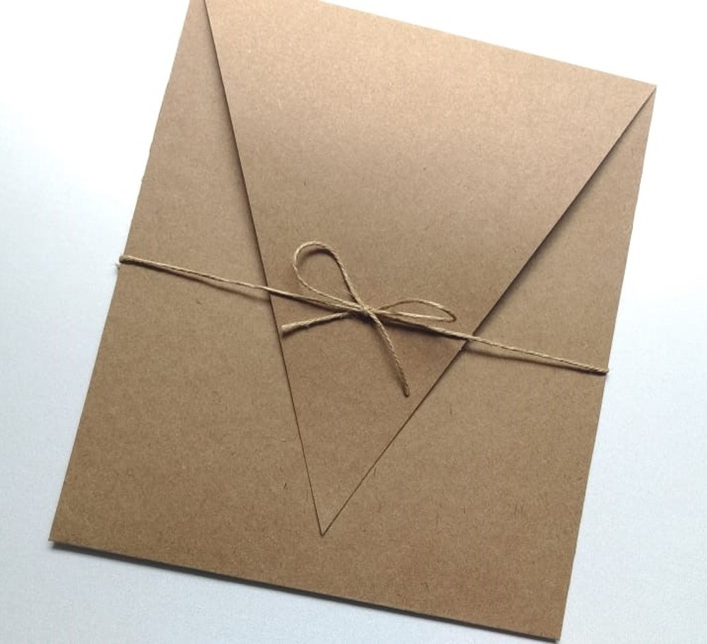 Convite Kraft Envelope com sisal